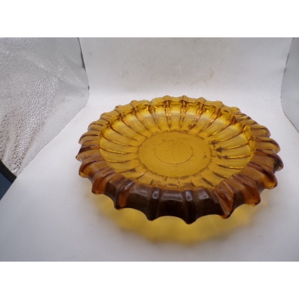Vintage Amber Glass Ashtray Mid Century Modern Sunburst Scalloped Round 7.5 Inch